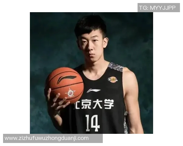 王少杰：从篮球新星到职业生涯的璀璨之路探索与挑战