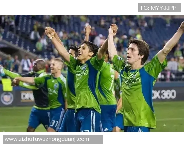 重庆网球队与南京网球队赛后复盘解析比赛节奏与战术对抗的精彩瞬间 重庆网球队与南京网球队赛后复盘解析比赛节奏与战术对抗的精彩瞬间