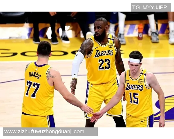 2010年湖人与雷霆的激烈对决回顾与精彩瞬间分析