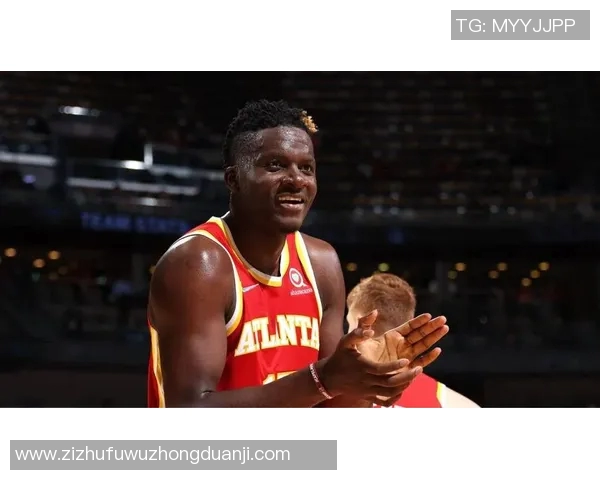 克林特卡佩拉：从新秀到明星中锋的成长之路与篮球梦想